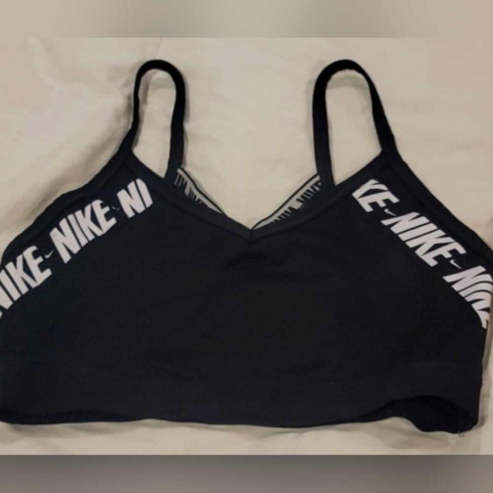 Nike Dri Fit Medium